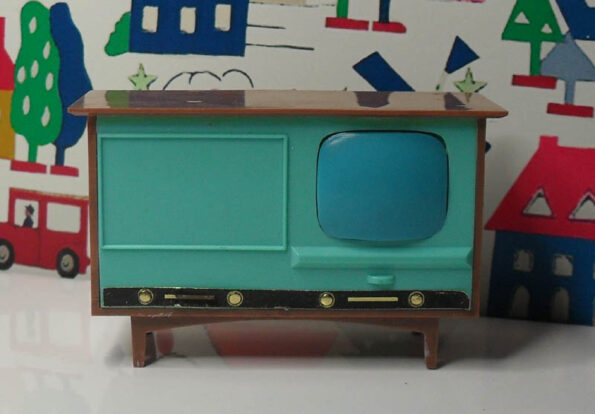 Jenny's Home TV Console JH2022