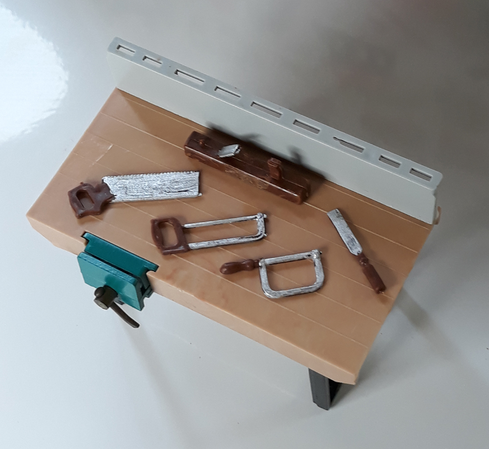 Triang Carpenters Work Bench 1049